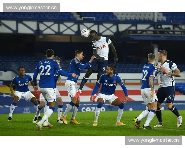 热刺鏖战埃弗顿英超焦点对决双方誓取胜利巩固排名 热刺鏖战埃弗顿英超焦点对决双方誓取胜利巩固排名